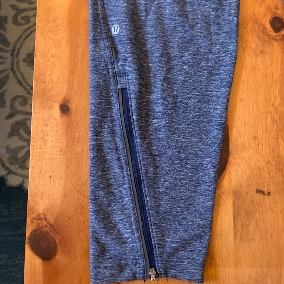 Lululemon sweatpants - Picture 6 of 9
